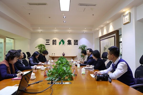 濟(jì)南市稅務(wù)局到集團(tuán)公司走訪調(diào)研2(1).JPG